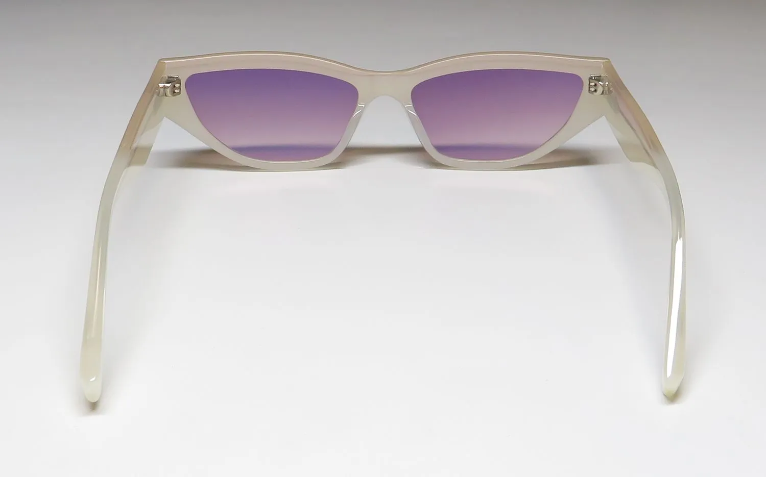 Kendall + Kylie Kks5096 Quinn 103 Sunglasses Ivory 57mm 5