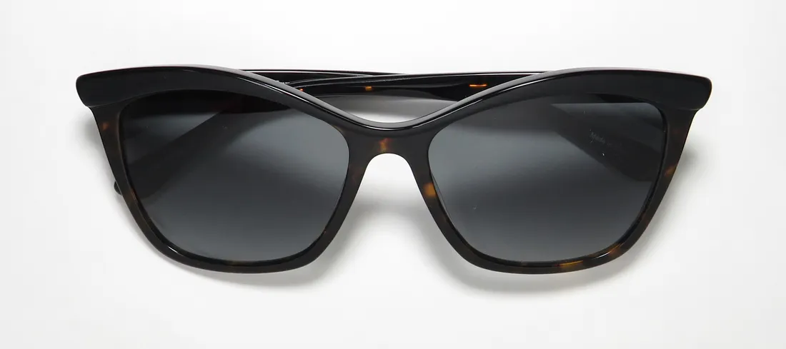 Isaac Mizrahi 30252 bk Sunglasses Black 54mm 2