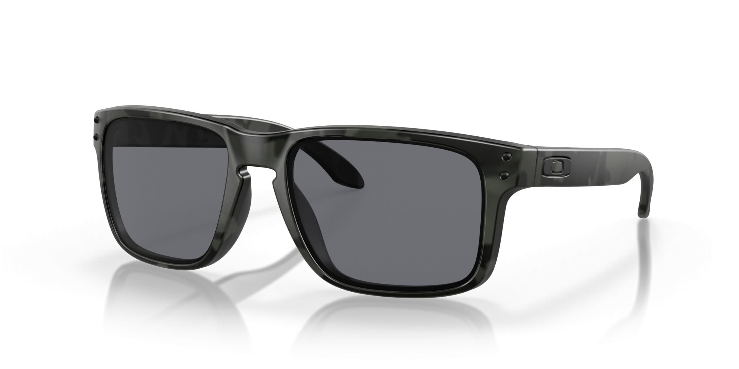 Oakley OO9102-92 Sunglasses Black 137mm Men